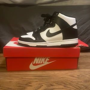 I’m selling the black and white “Nike Dunk High Retro” they are 9.5